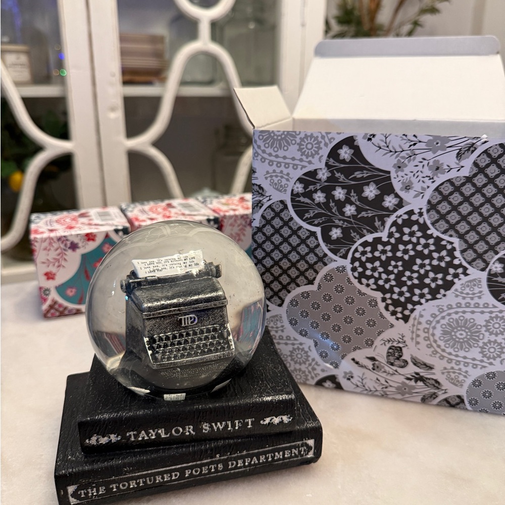 Taylor Swift TTPD Snow Globe